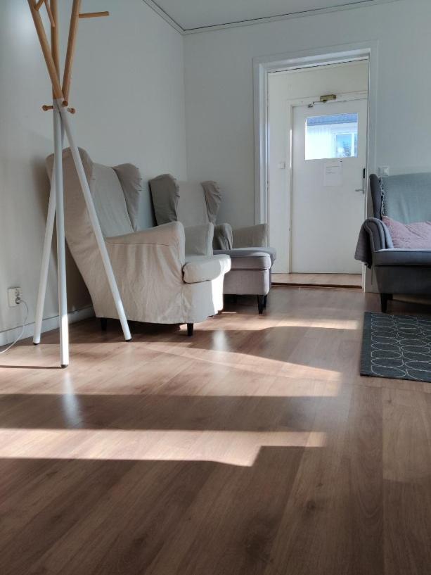 House. 80M2, Near Lake, With Car Charge. Sommarbo Kültér fotó